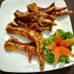 Chân Gà Nướng Muối ỚT
