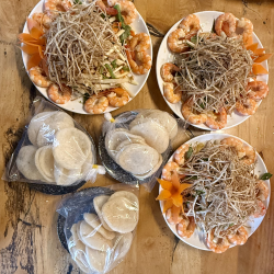 Gỏi khoai môn hải sản