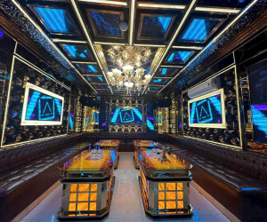 không gian phòng karaoke