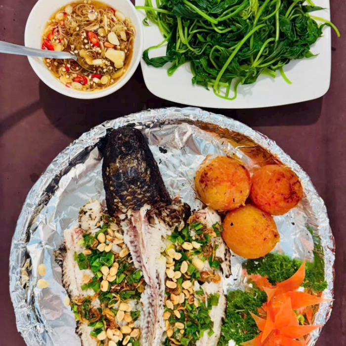 Cá lóc nướng trui